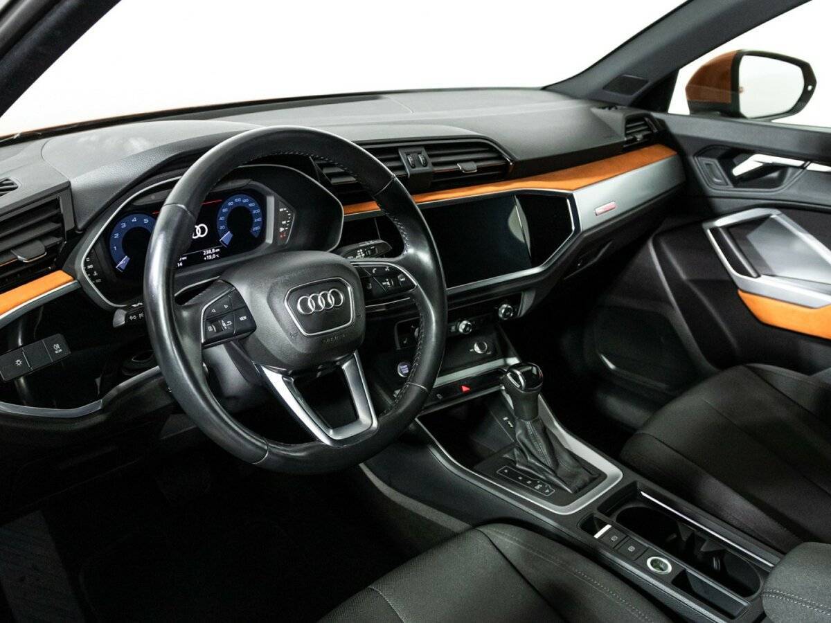 Купить Audi Q3 с пробегом. Фото: #10
