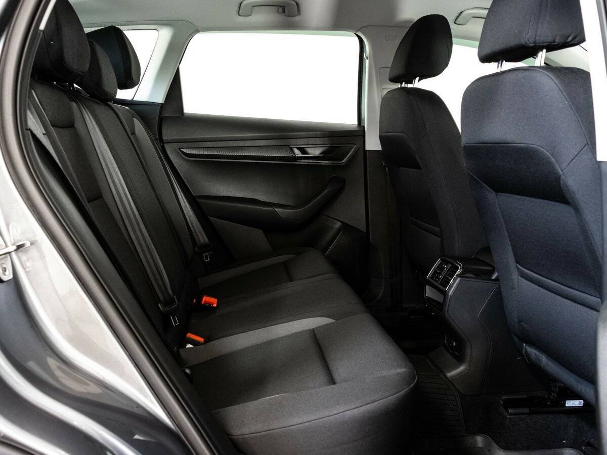 Купить Skoda Karoq с пробегом. Фото: #17