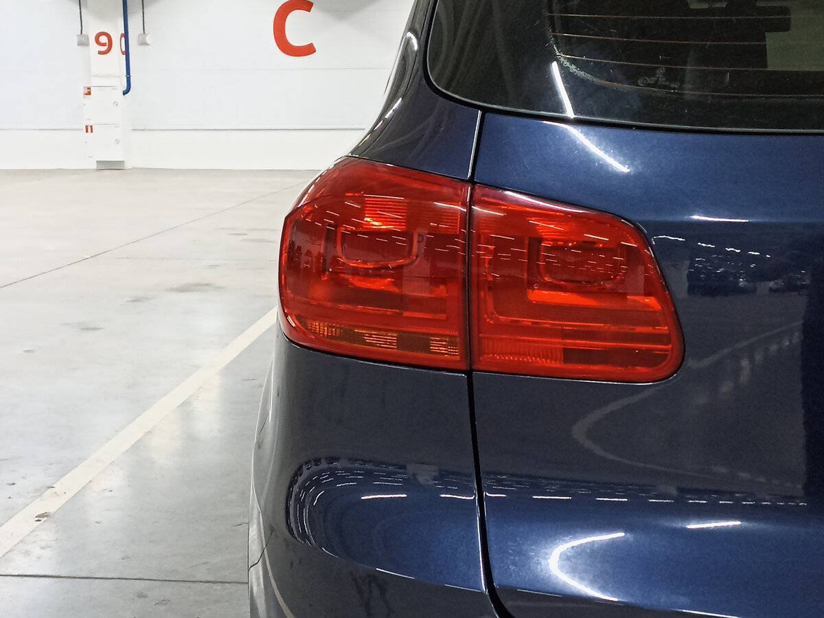 Купить Volkswagen Tiguan с пробегом. Фото: #8