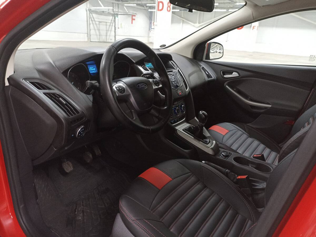 Купить Ford Focus с пробегом. Фото: #15