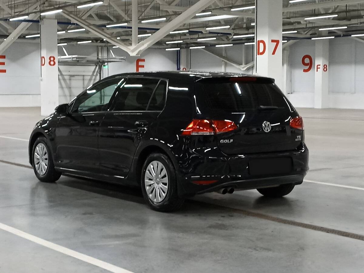 Купить Volkswagen Golf с пробегом. Фото: #6