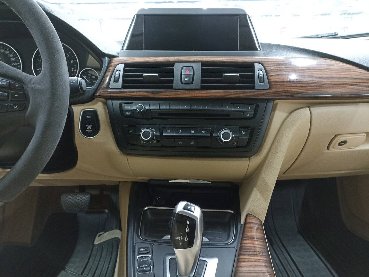 Купить BMW 3 серии с пробегом. Фото: #14