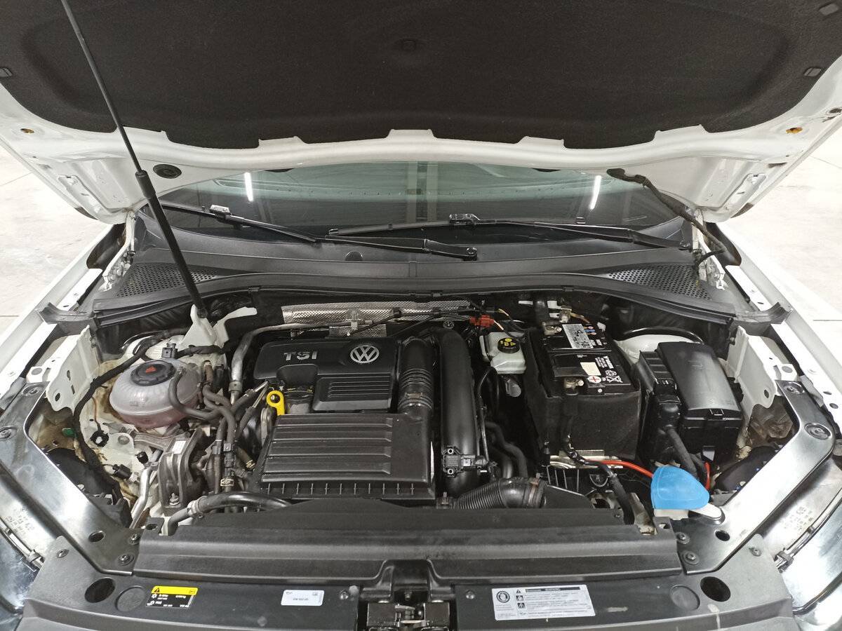 Купить Volkswagen Tiguan с пробегом. Фото: #8