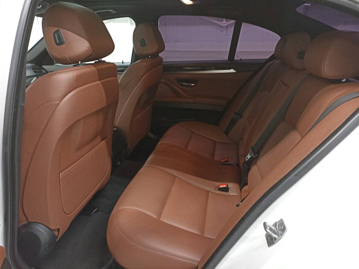 Купить BMW 5 серии с пробегом. Фото: #11