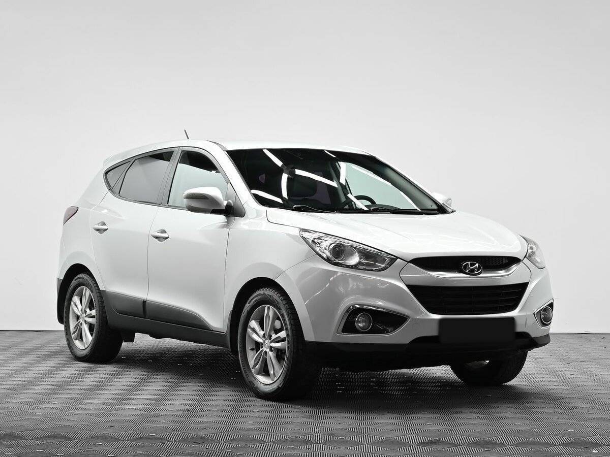 Купить Hyundai ix35 с пробегом. Фото: #1