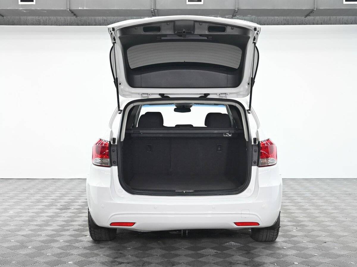 Купить Chevrolet Cruze с пробегом. Фото: #4