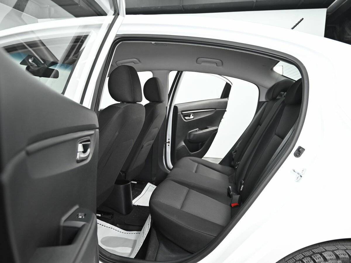 Купить Kia Rio с пробегом. Фото: #14