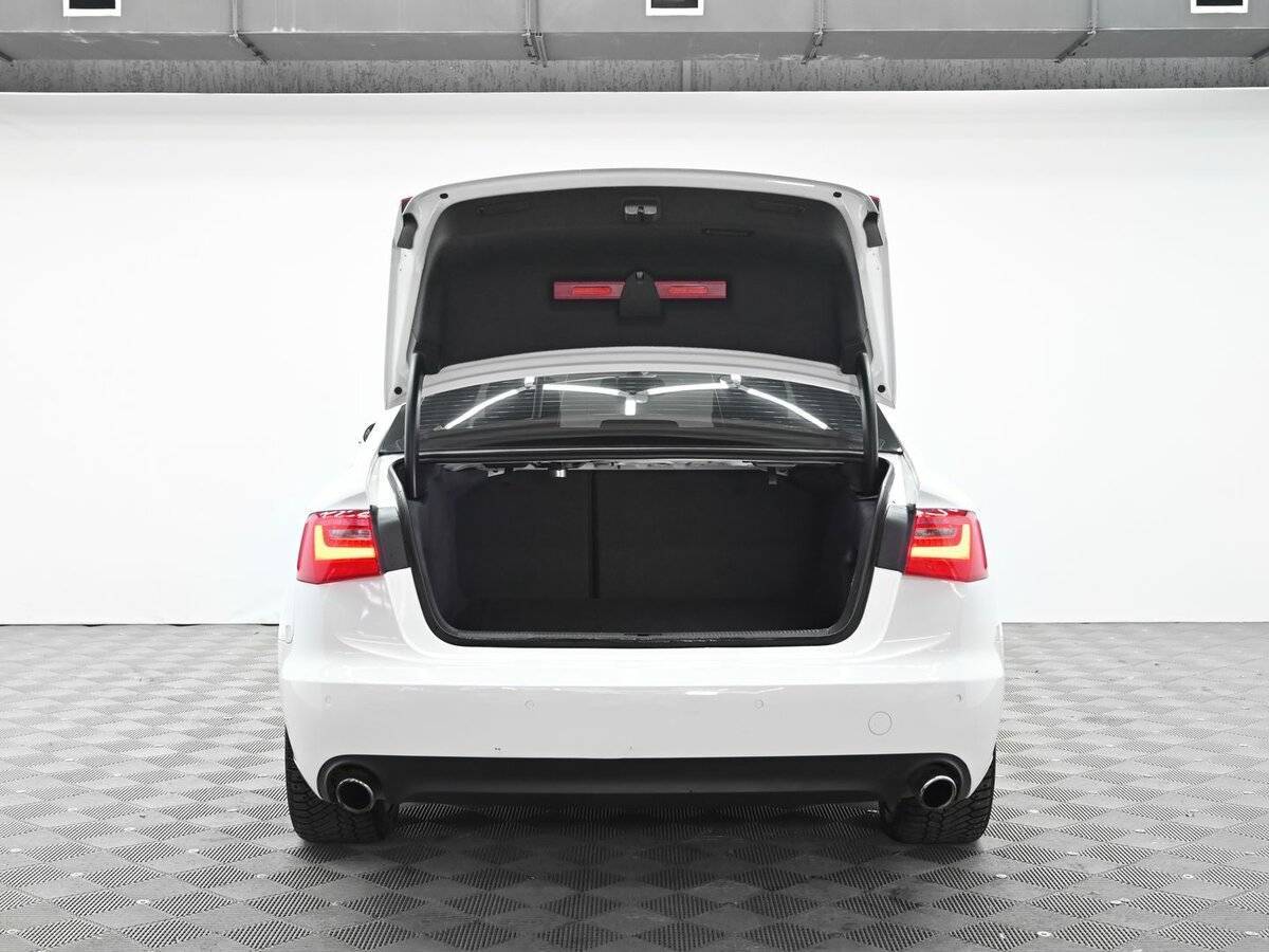 Купить Audi A6 с пробегом. Фото: #4