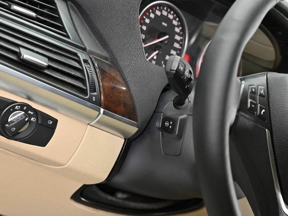 Купить BMW X5 с пробегом. Фото: #8