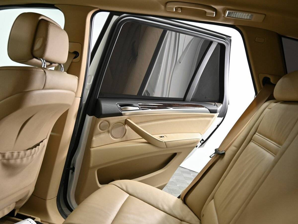 Купить BMW X5 с пробегом. Фото: #16