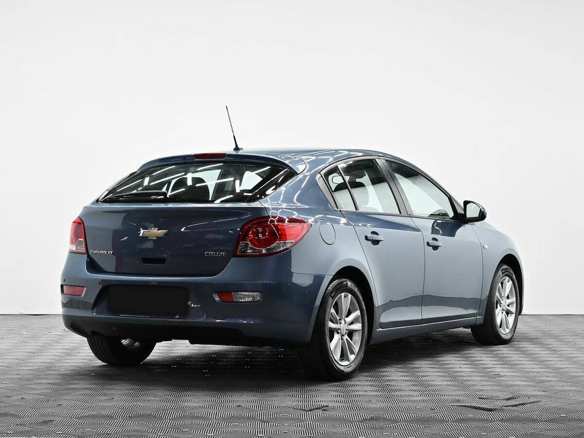 Купить Chevrolet Cruze с пробегом. Фото: #3