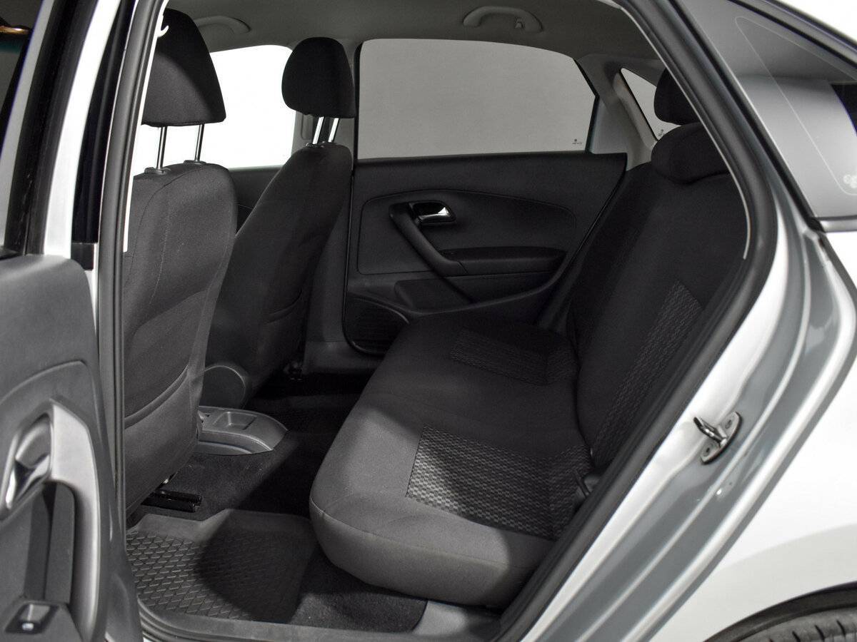 Купить Volkswagen Polo с пробегом. Фото: #10