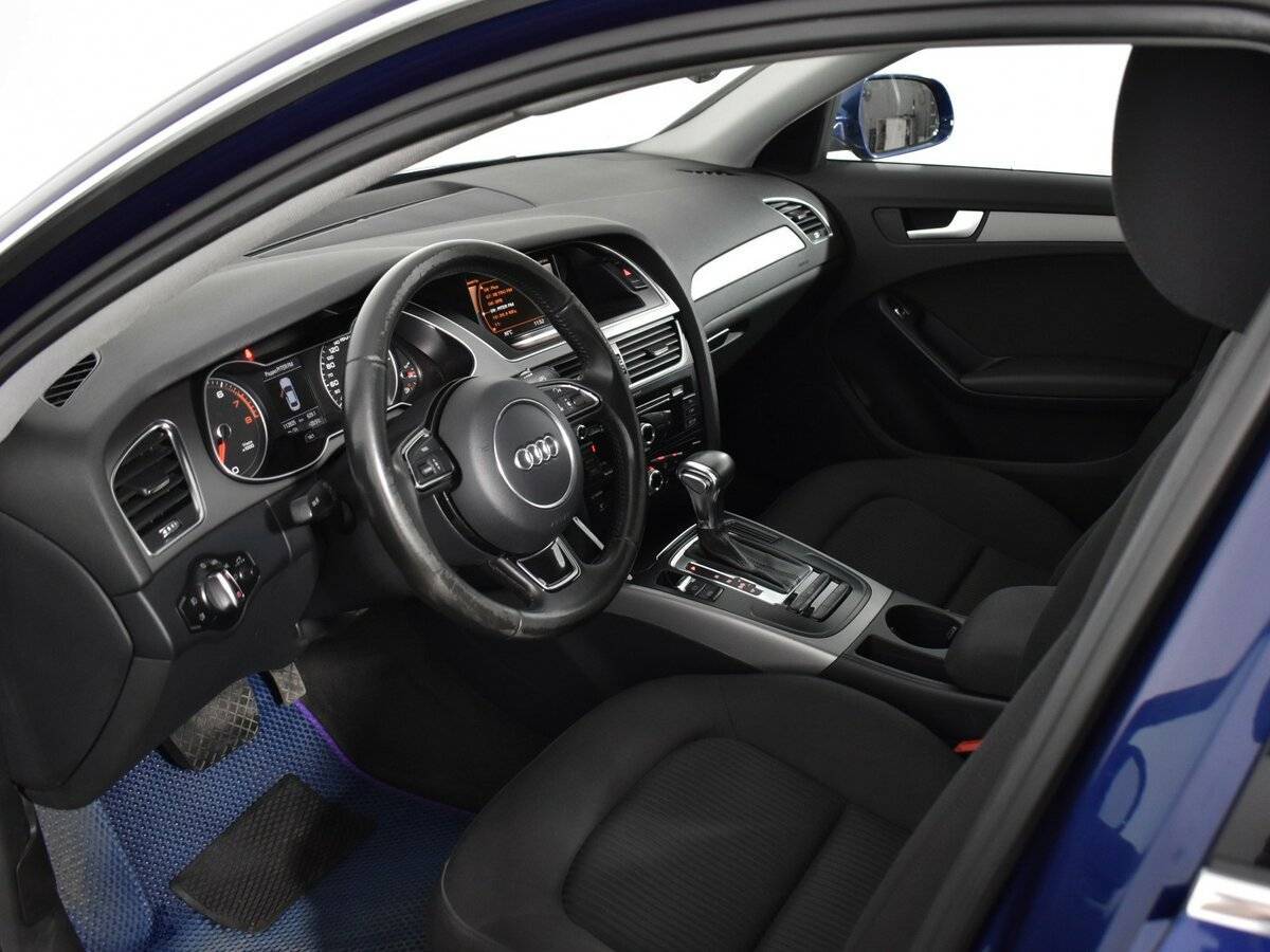 Купить Audi A4 с пробегом. Фото: #8
