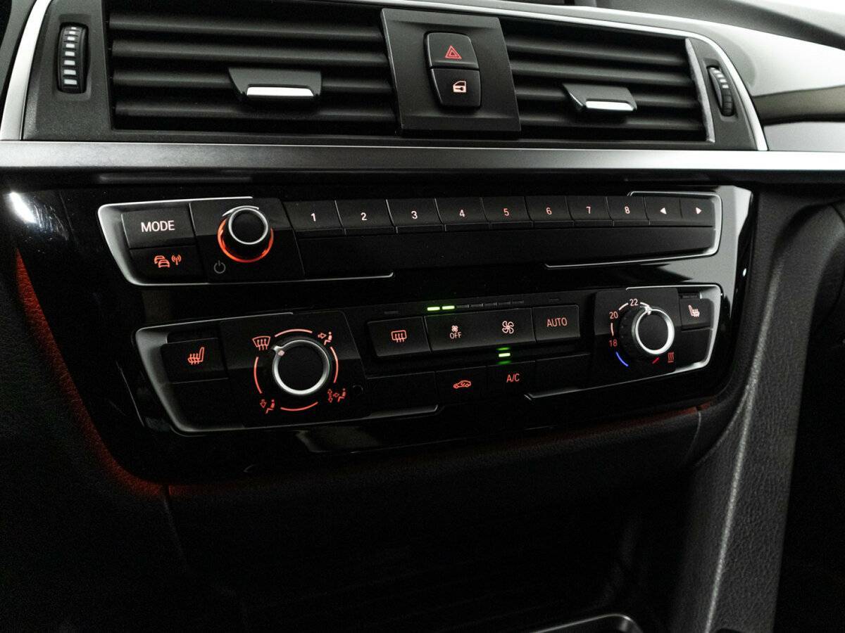 Купить BMW 3 серии с пробегом. Фото: #16