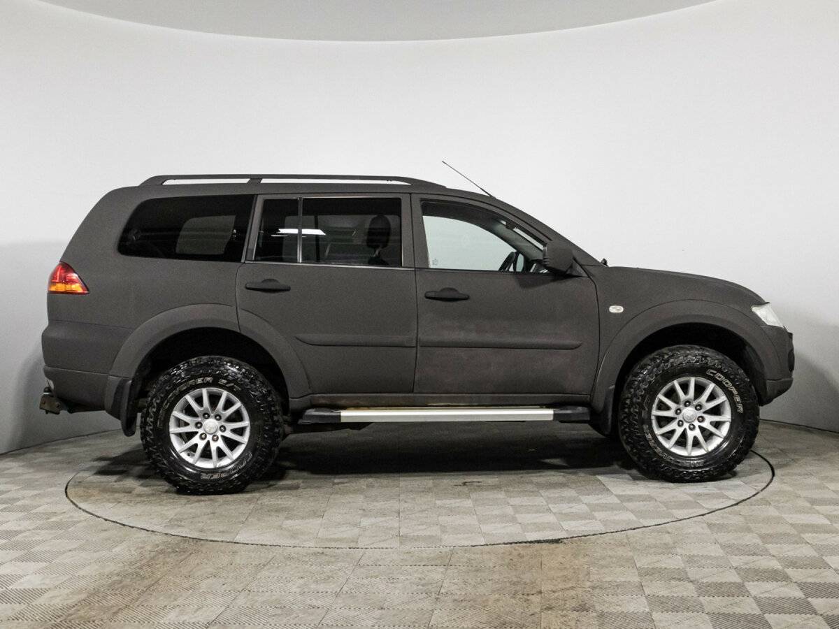 Купить Mitsubishi Pajero Sport с пробегом. Фото: #3