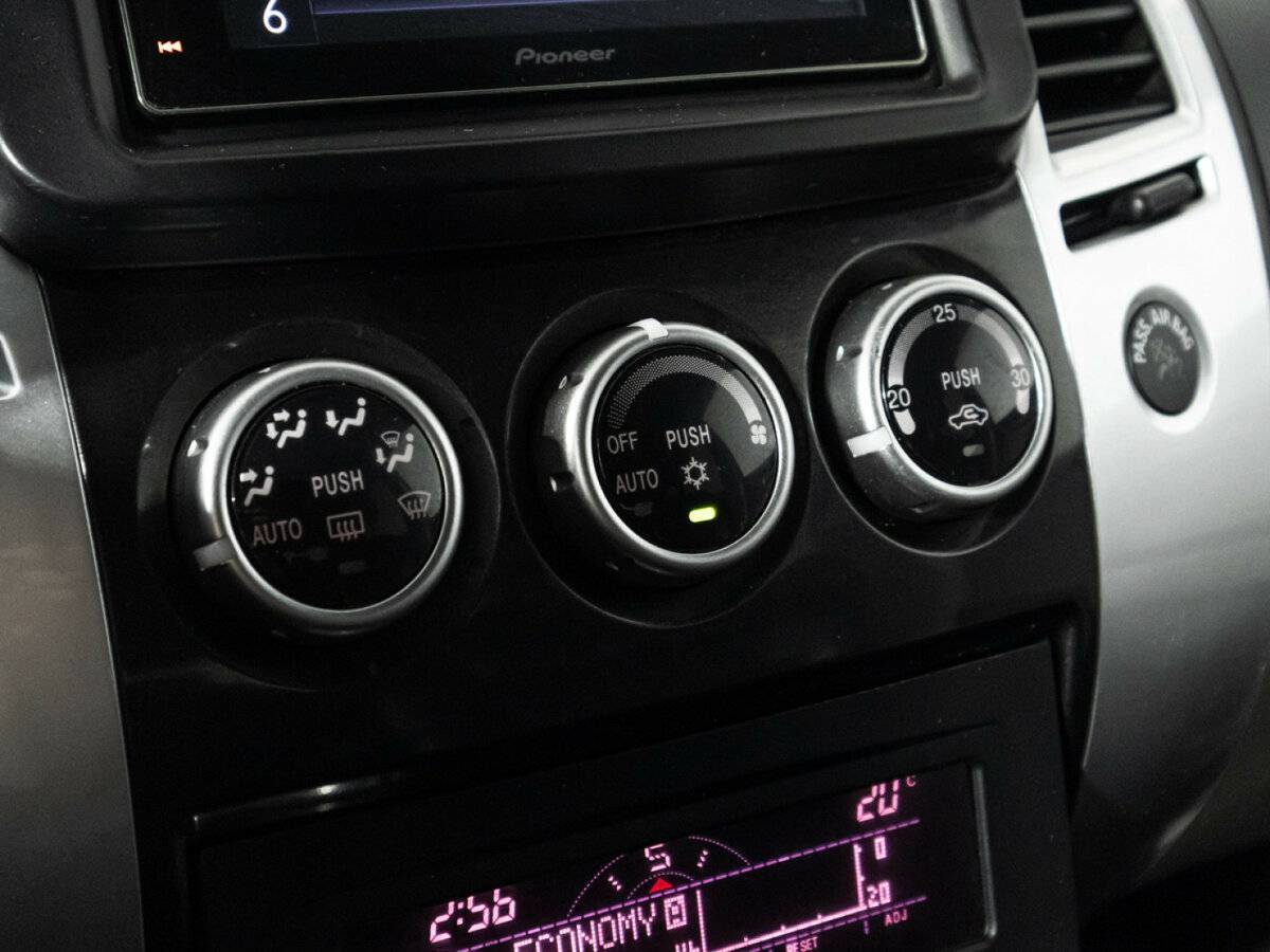 Купить Mitsubishi Pajero Sport с пробегом. Фото: #17