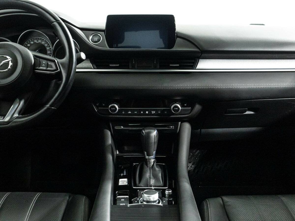 Купить Mazda 6 с пробегом. Фото: #13