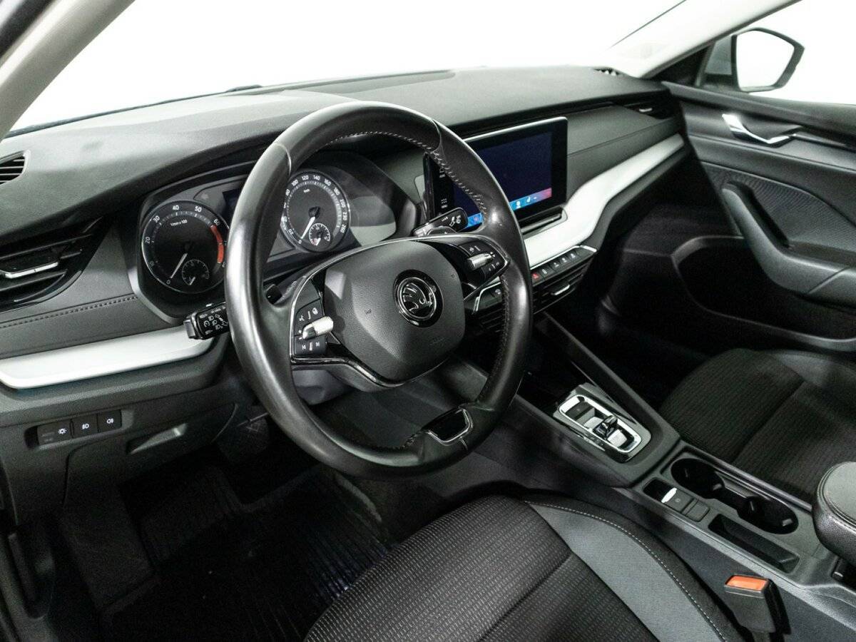 Купить Skoda Octavia с пробегом. Фото: #10