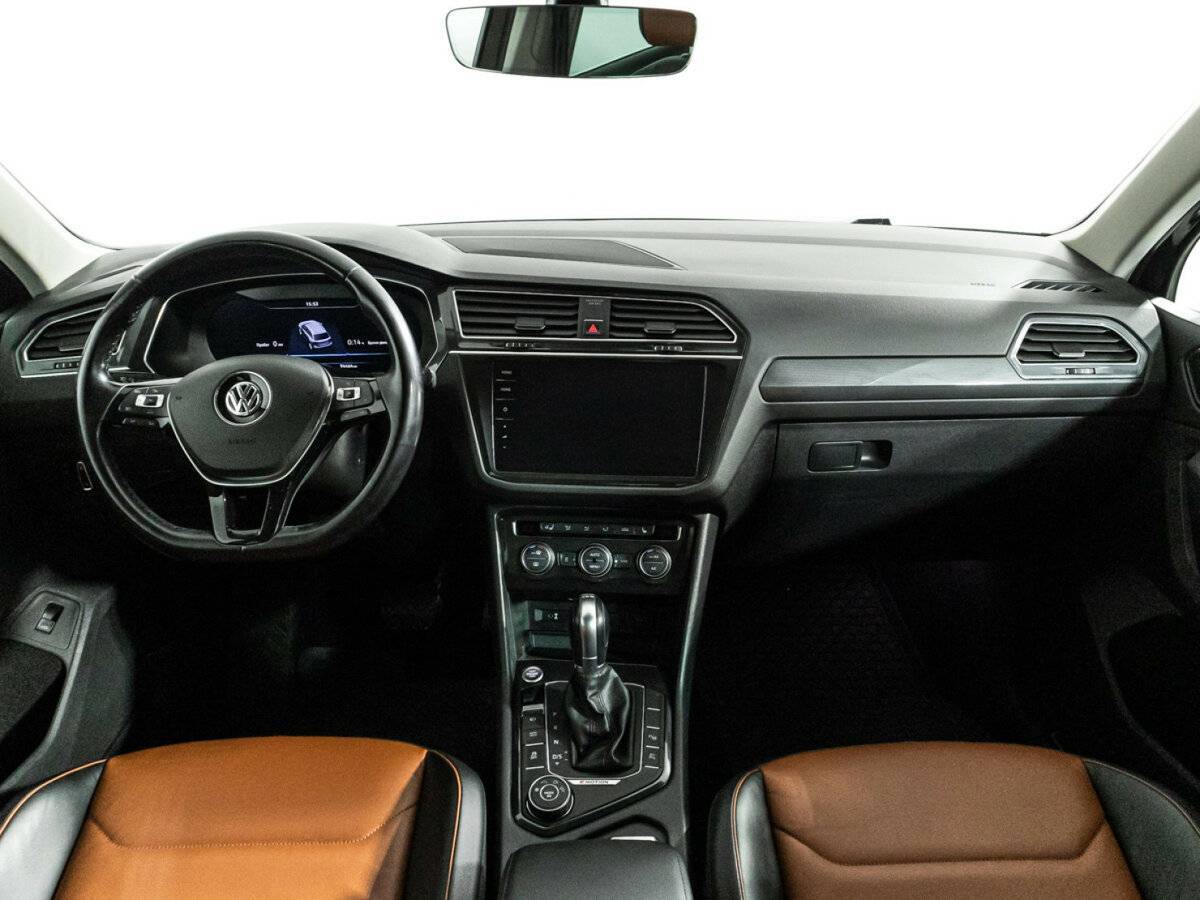 Купить Volkswagen Tiguan с пробегом. Фото: #12