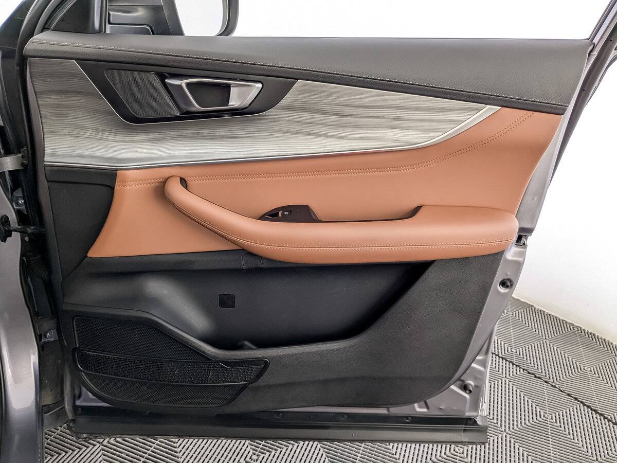 Купить Chery Tiggo 8 Pro Max с пробегом. Фото: #25