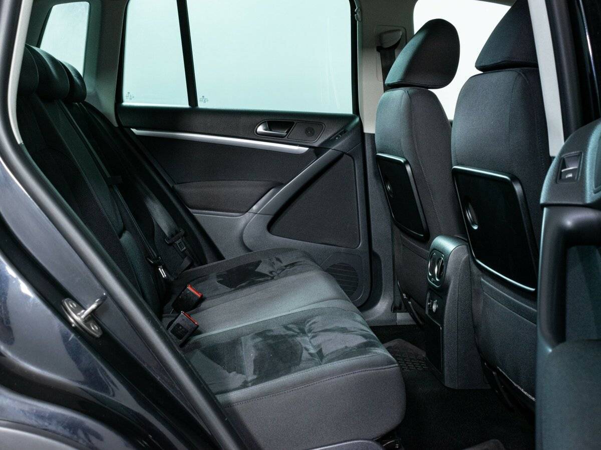 Купить Volkswagen Tiguan с пробегом. Фото: #11