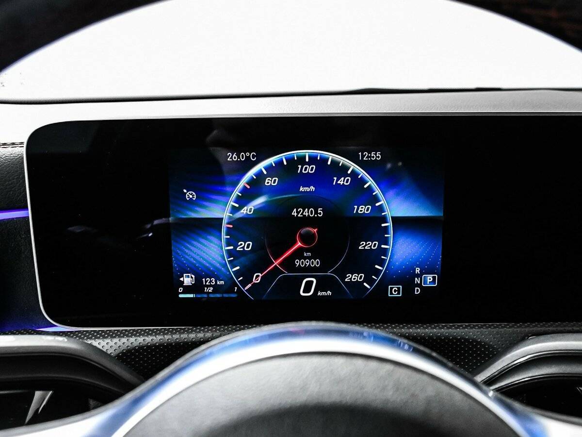 Купить Mercedes-Benz CLA с пробегом. Фото: #9