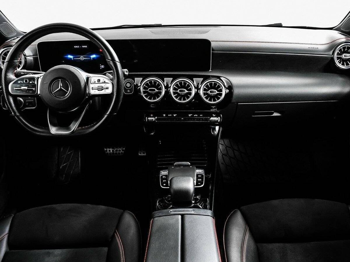 Купить Mercedes-Benz CLA с пробегом. Фото: #10