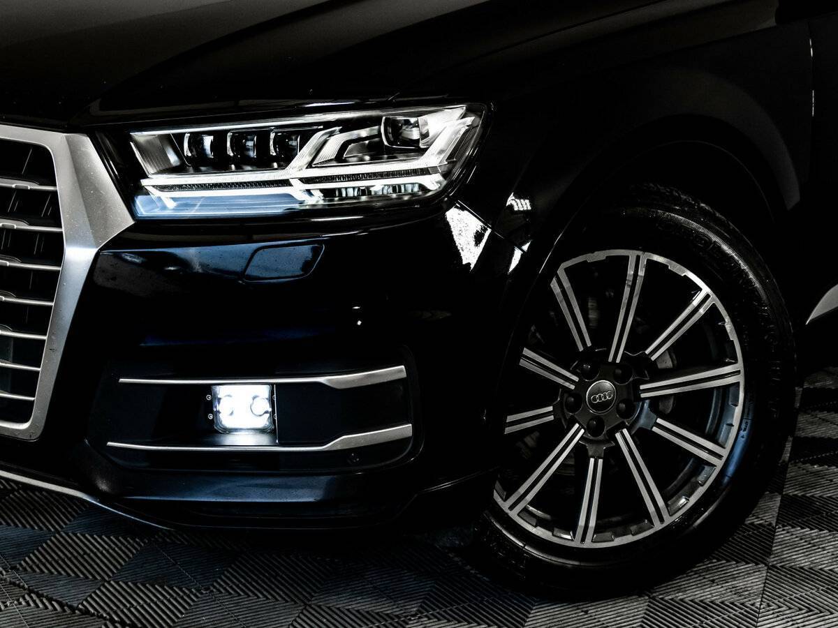 Купить Audi Q7 с пробегом. Фото: #2