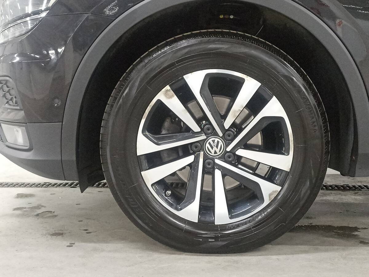 Купить Volkswagen Tiguan с пробегом. Фото: #17