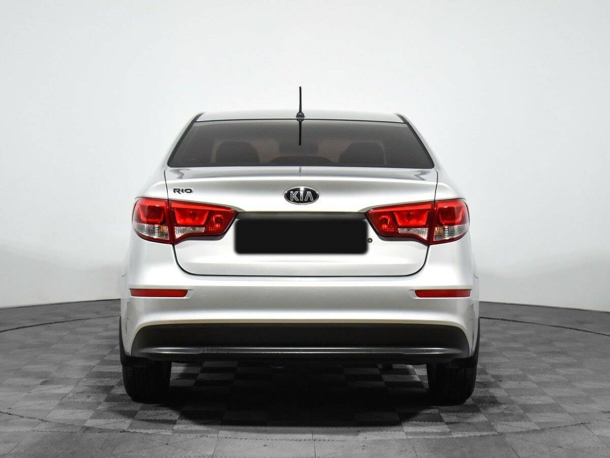 Купить Kia Rio с пробегом. Фото: #5
