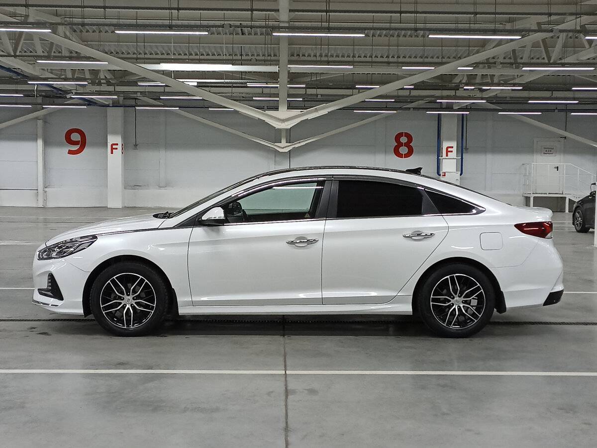 Купить Hyundai Sonata с пробегом. Фото: #7