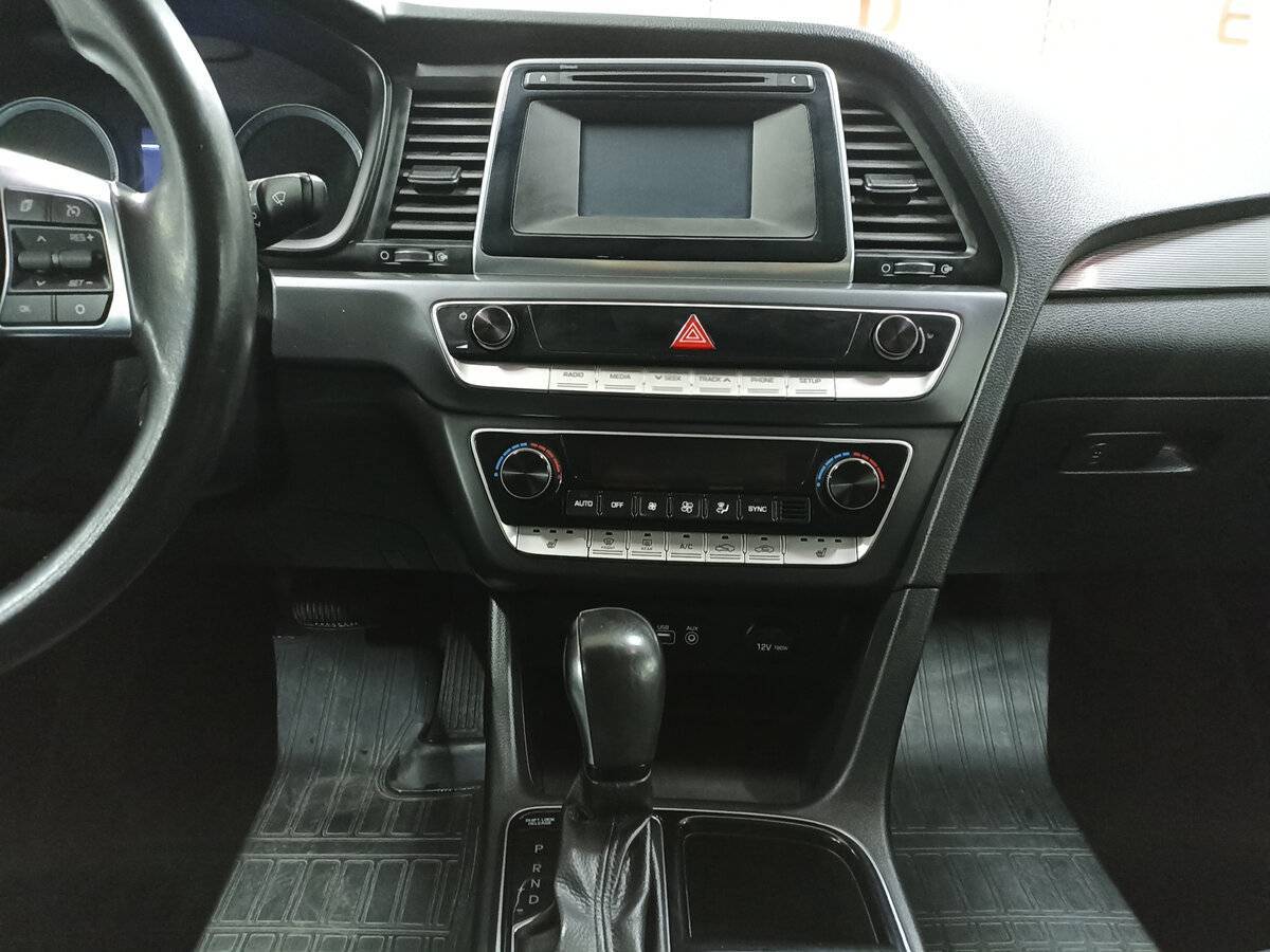 Купить Hyundai Sonata с пробегом. Фото: #14