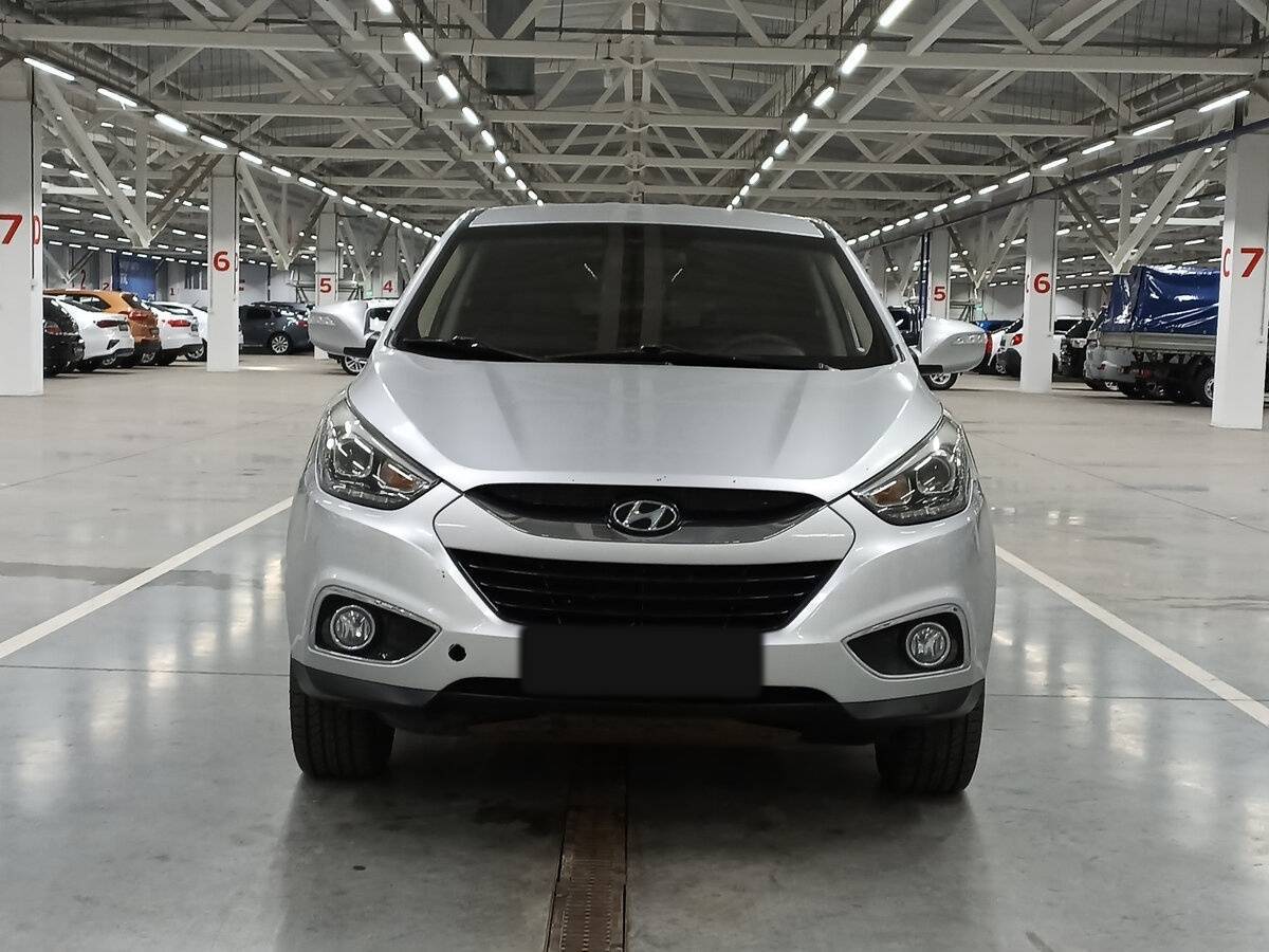 Купить Hyundai ix35 с пробегом. Фото: #1