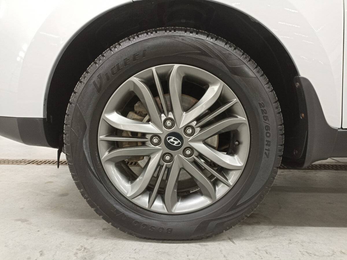 Купить Hyundai ix35 с пробегом. Фото: #17