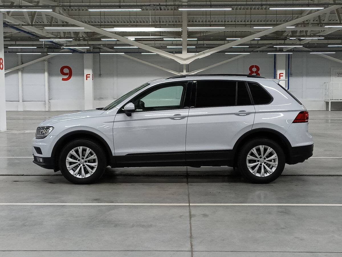 Купить Volkswagen Tiguan с пробегом. Фото: #7
