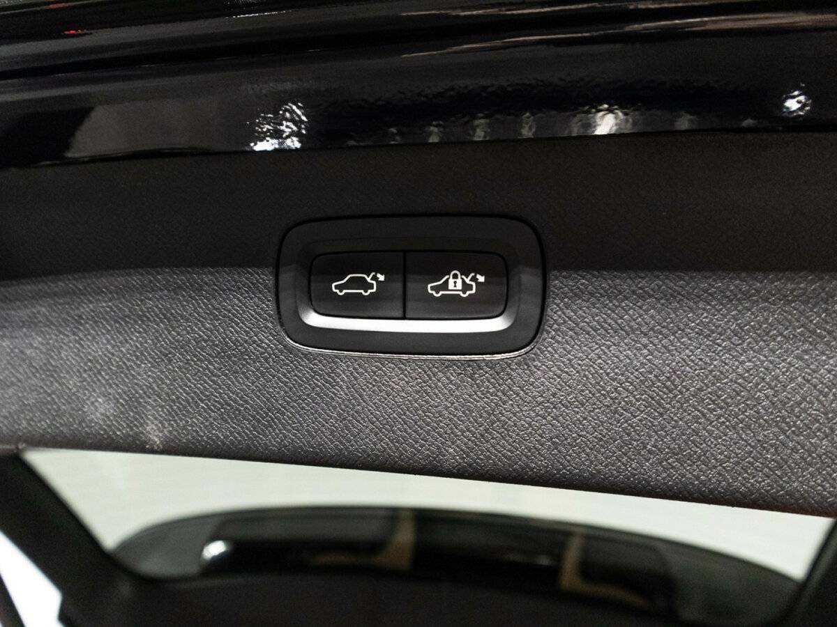 Купить Volvo XC90 с пробегом. Фото: #14