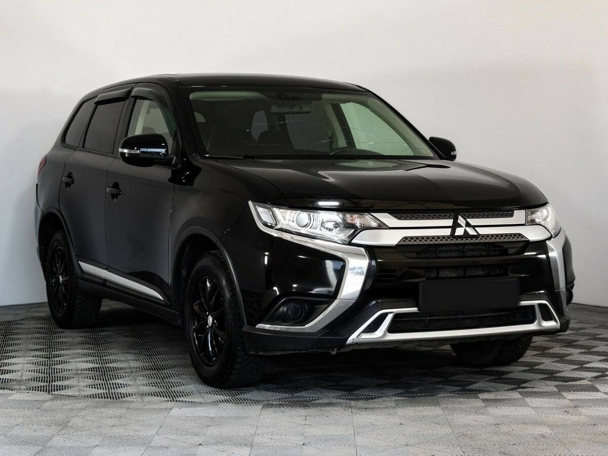 Купить Mitsubishi Outlander с пробегом. Фото: #2