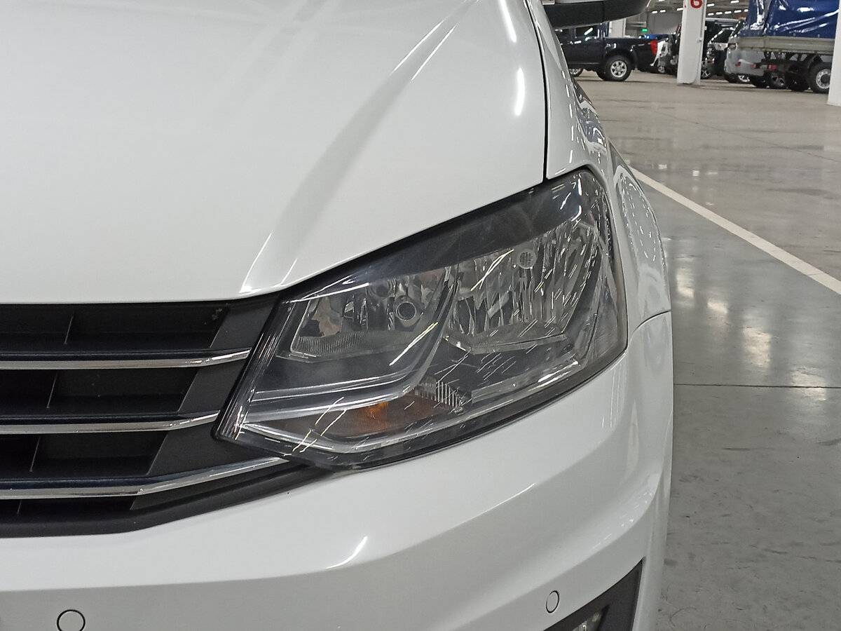 Купить Volkswagen Polo с пробегом. Фото: #16