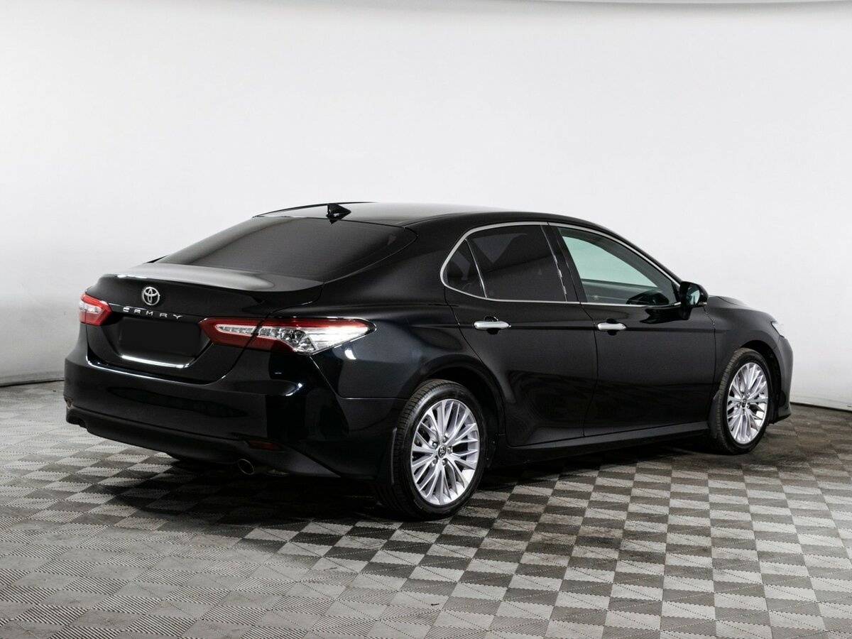 Купить Toyota Camry с пробегом. Фото: #4