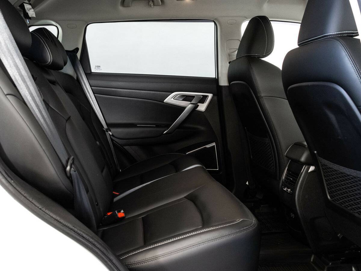 Купить Geely Atlas с пробегом. Фото: #16