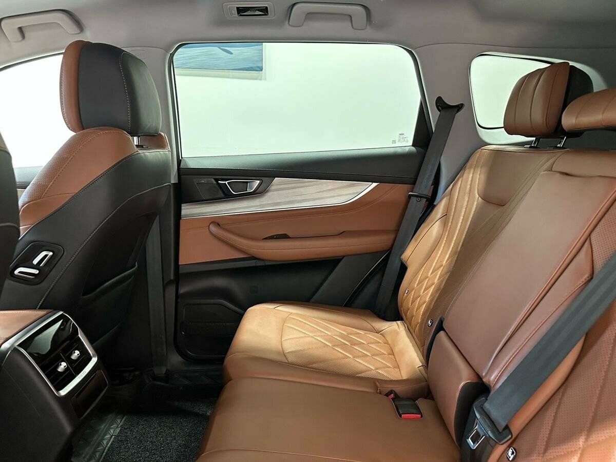 Купить Chery Tiggo 8 Pro Max с пробегом. Фото: #9