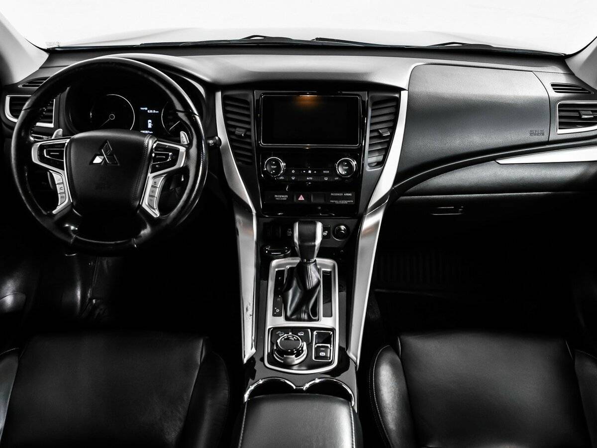 Купить Mitsubishi Pajero Sport с пробегом. Фото: #10