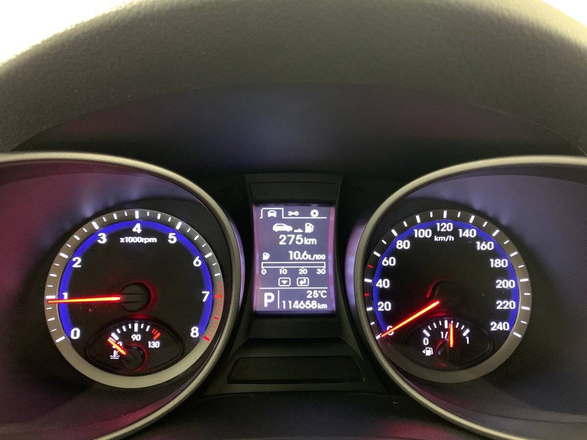 Купить Hyundai Santa Fe с пробегом. Фото: #13