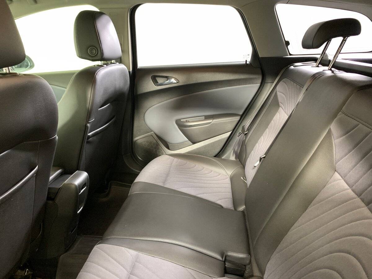 Купить Opel Astra с пробегом. Фото: #17