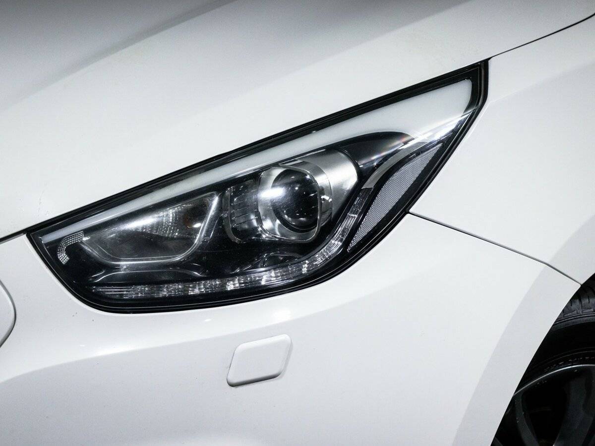 Купить Hyundai ix35 с пробегом. Фото: #15