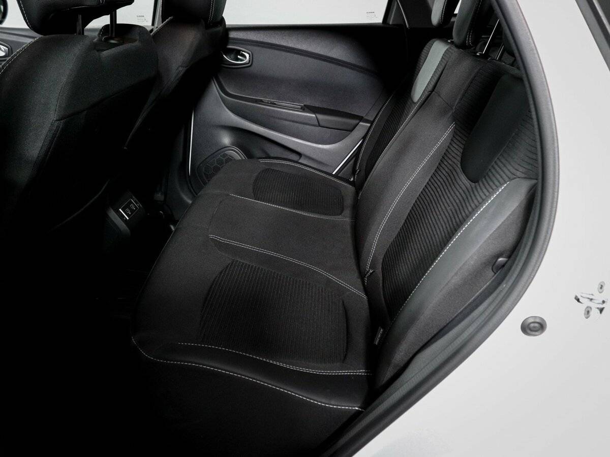 Купить Renault Kaptur с пробегом. Фото: #7
