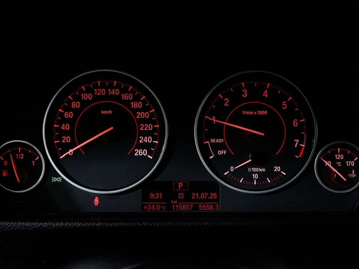 Купить BMW 3 серии с пробегом. Фото: #10