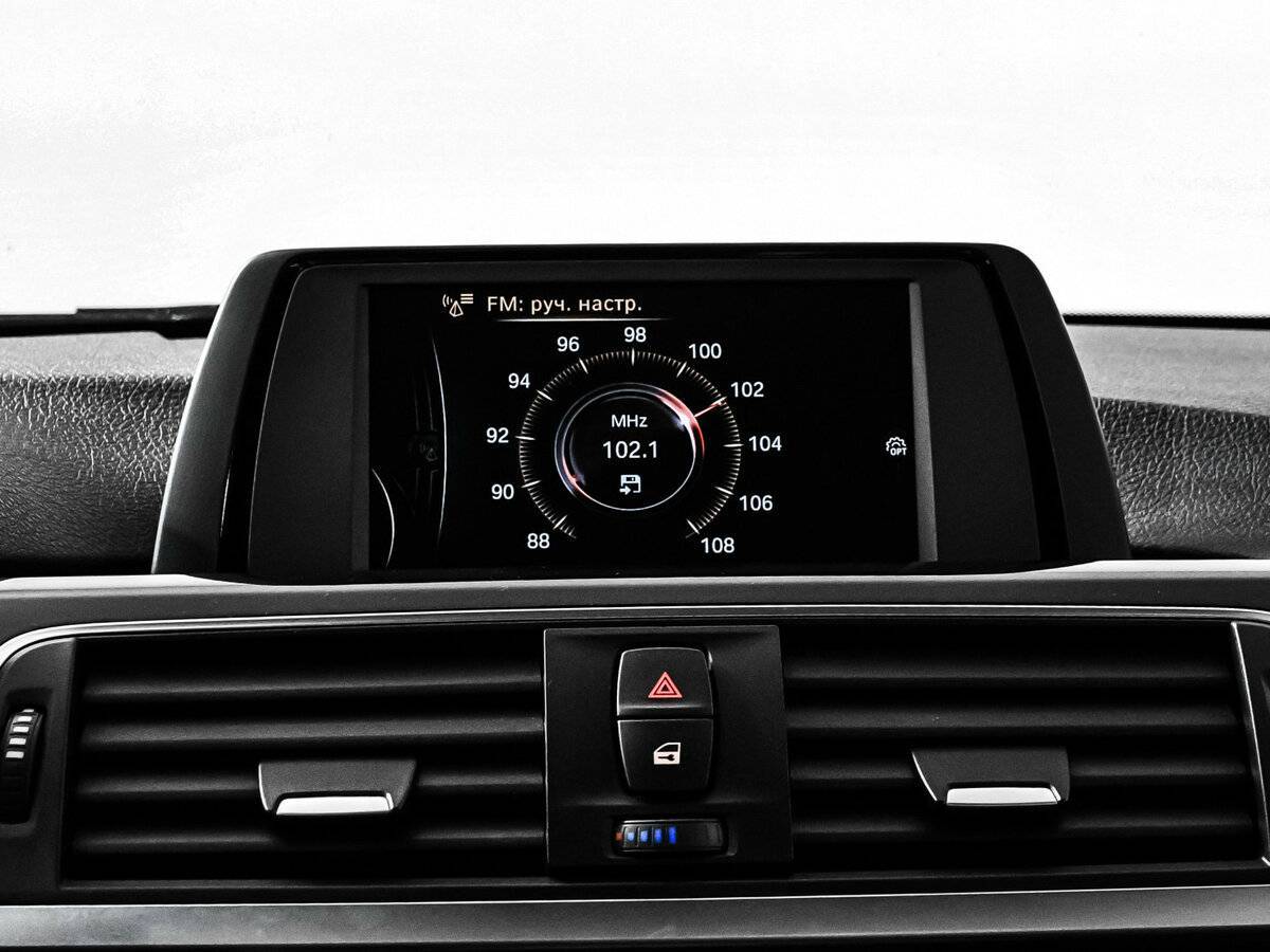 Купить BMW 3 серии с пробегом. Фото: #20