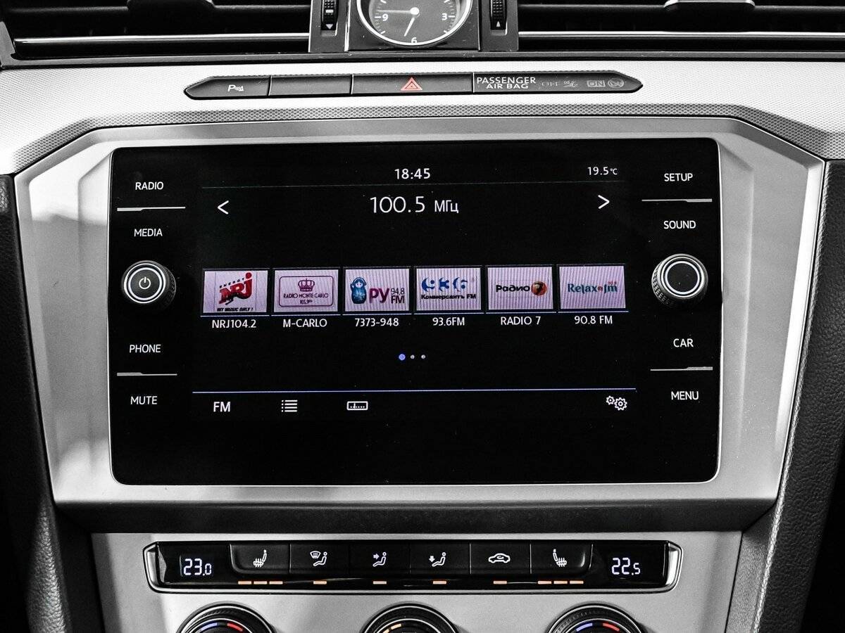 Купить Volkswagen Passat с пробегом. Фото: #14