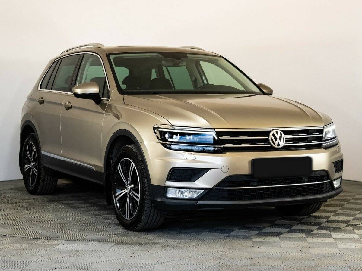 Купить Volkswagen Tiguan с пробегом. Фото: #2